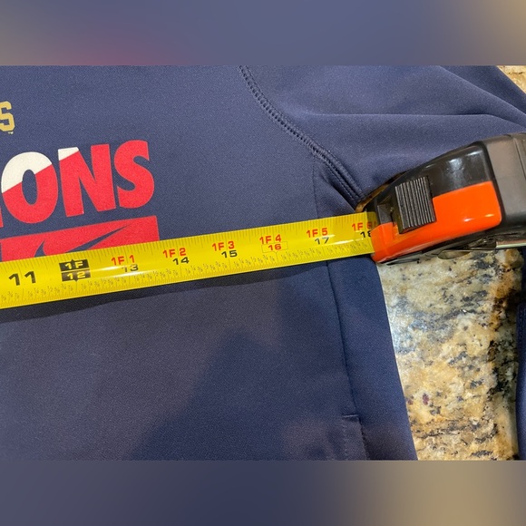 Nike Atlanta Braves 2021 World Series Hoodie - Juniors / Men Small - Picture 6 of 6